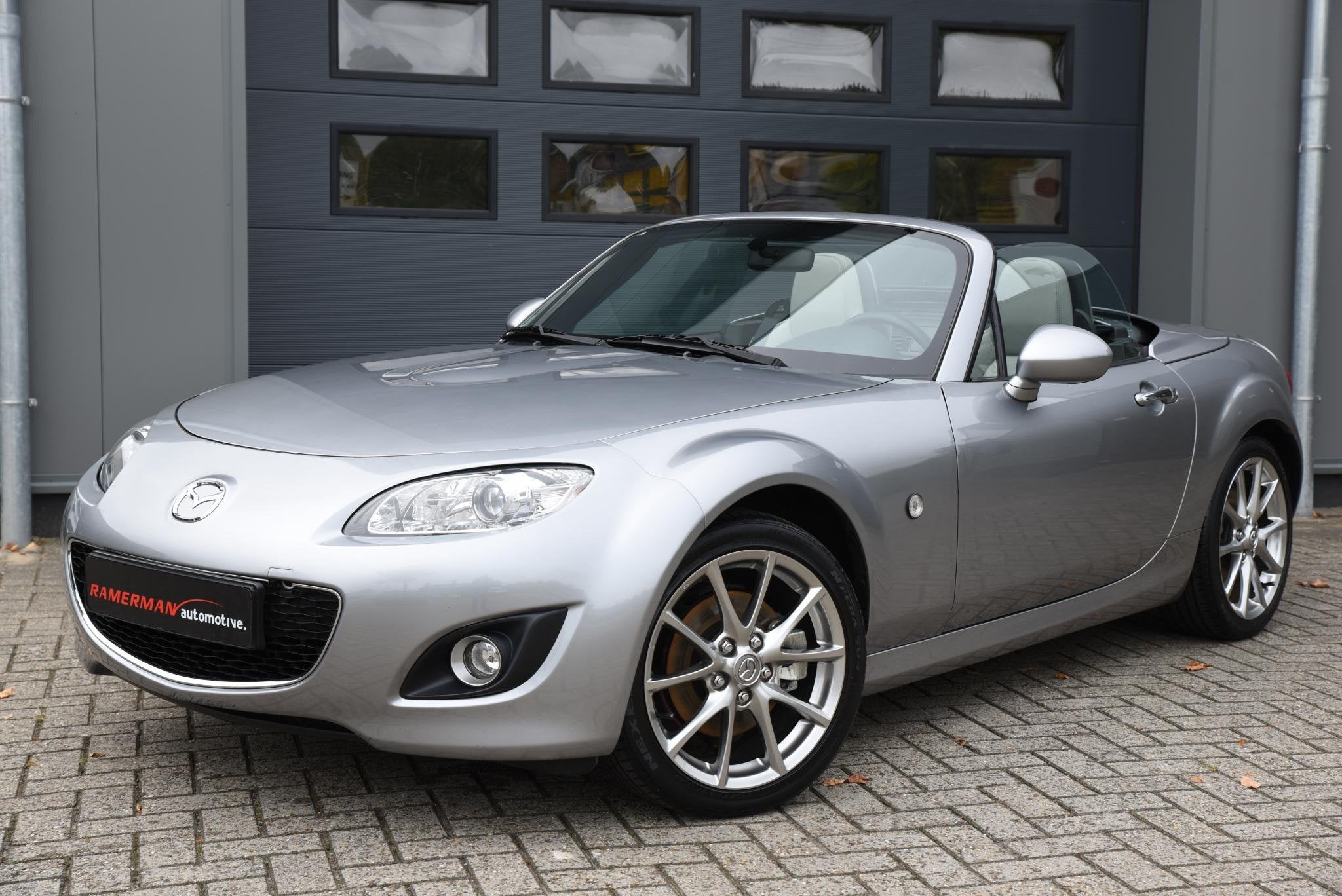 Mazda MX-5 Roadster Coupé 1.8 Executive, Auto's, Dealer onderhouden, Achterwielaandrijving, Gebruikt, Stoelverwarming