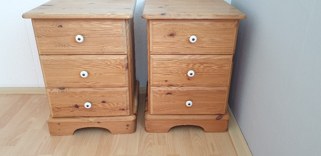 Nachtkastjes grenen € 20,00, Huis en Inrichting, Ophalen, Gebruikt, Minder dan 45 cm