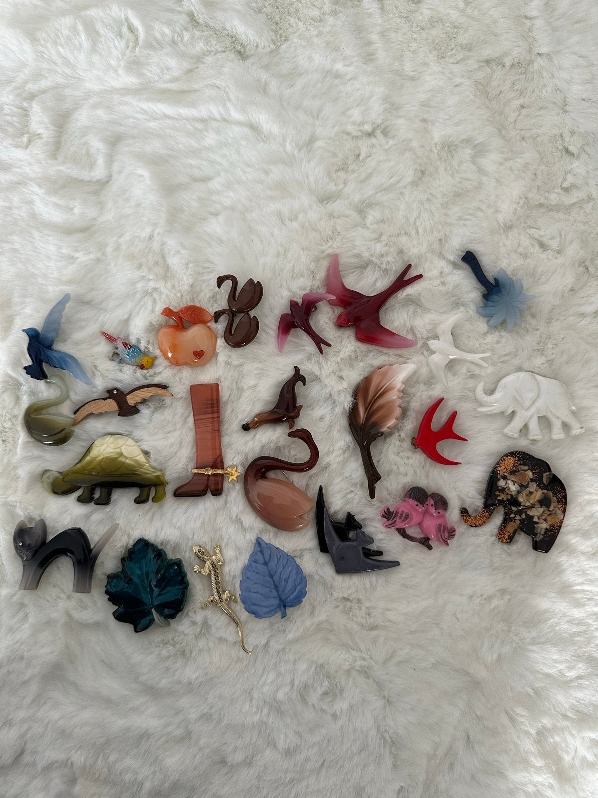 24 Stuks Diverse Broches - Dieren, Bladeren en Meer, Overige materialen, Overige kleuren, Minder dan 4 cm, Ophalen of Verzenden
