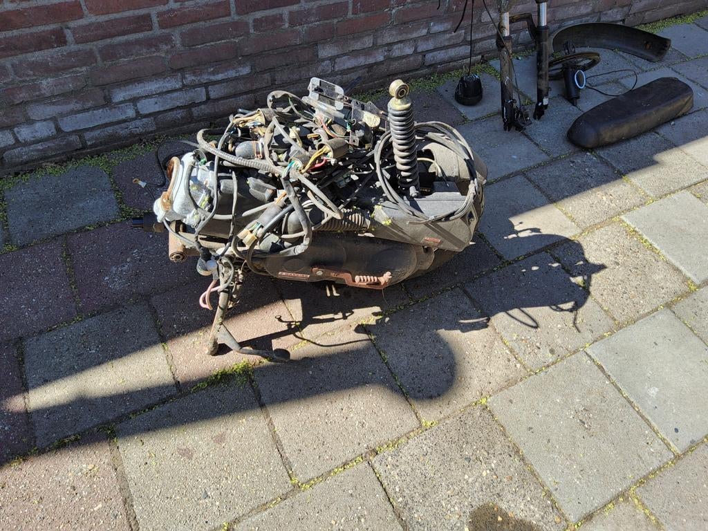 AGM Compleet Motorblok met Carburateur en Kabelboom, Ophalen of Verzenden, Gebruikt, Blok, Overige merken