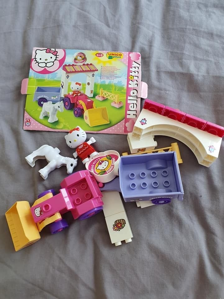 Hello Kitty Unico Plus Bouwblokken Set - Boerderij & Huis, Ophalen of Verzenden, Gebruikt, Overige merken