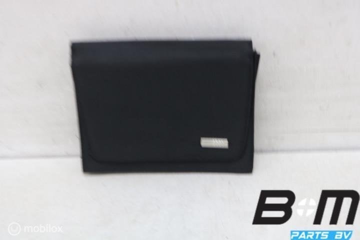 Onderhoud map Audi A6 4G 8T0012103, Gebruikt