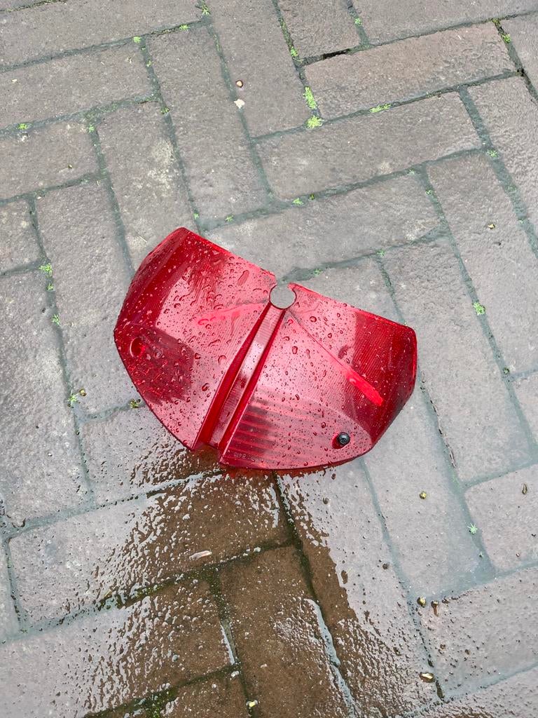 Rood achterlicht glas, Ophalen of Verzenden, Gebruikt, Universele onderdelen