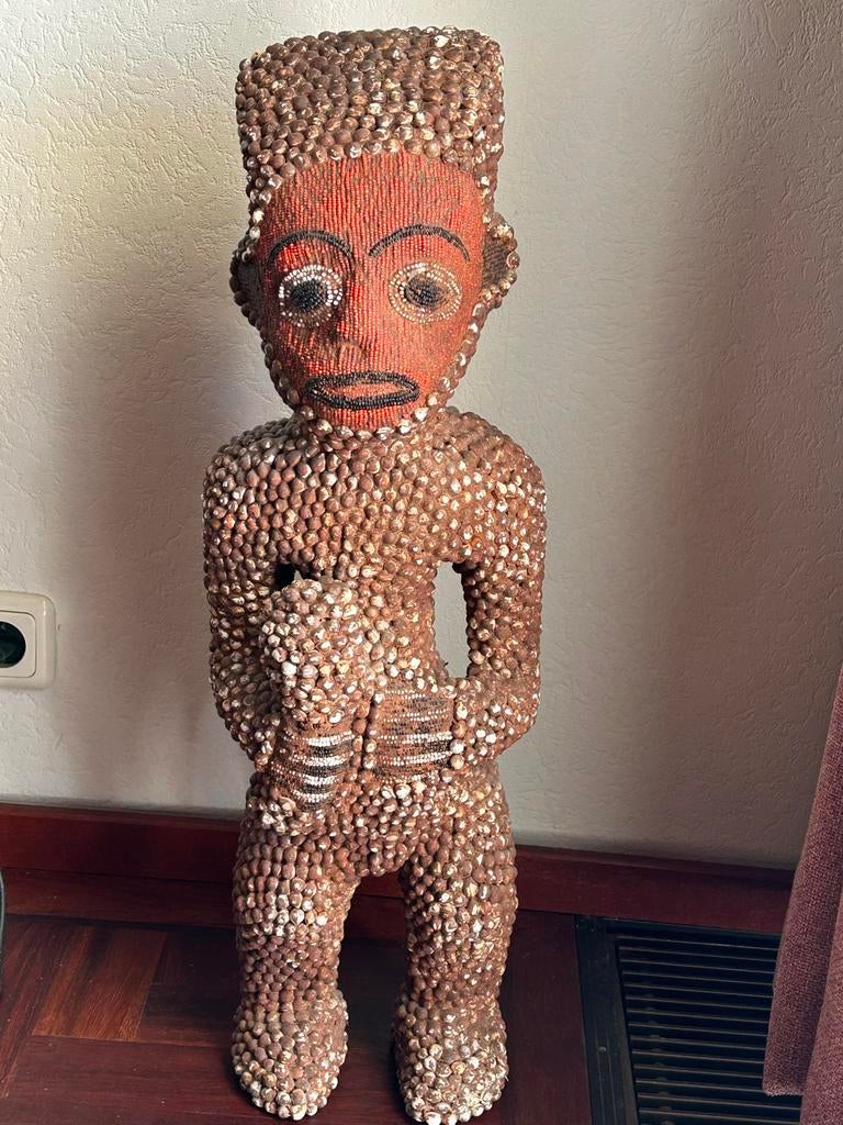 Unieke Bamileke Kralensculptuur uit Kameroen, Ophalen of Verzenden