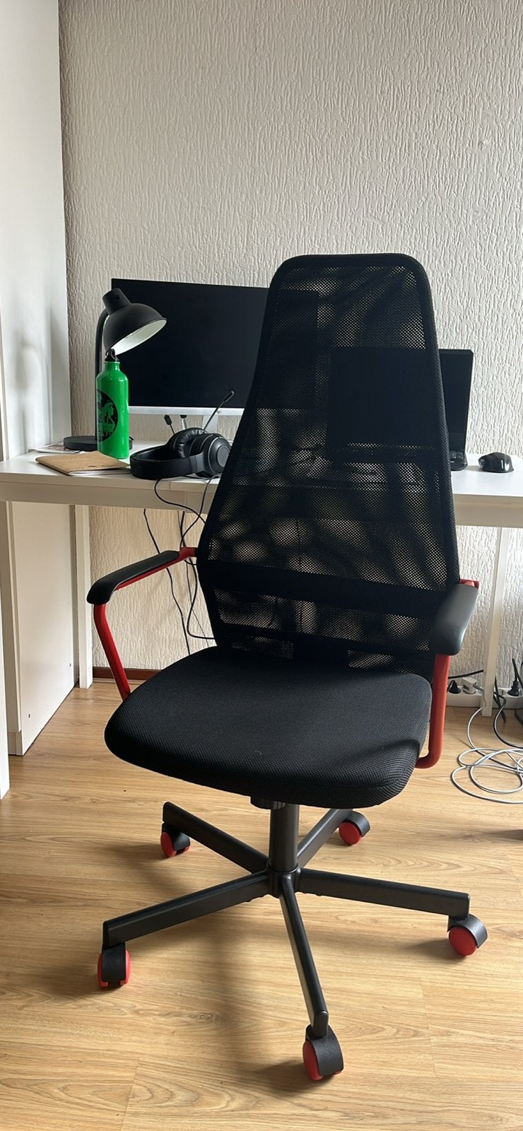 IKEA HUVUDSPELARE Gaming Bureaustoel - Zwart/Rood