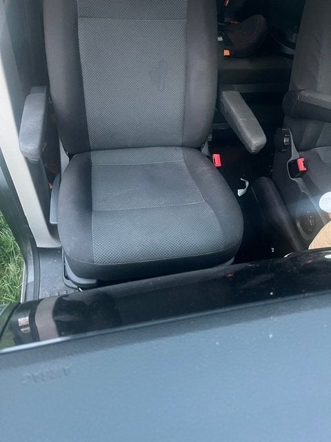 rechter stoel vw transporter 2019 ruilen tegen 2 zits bankje, Auto-onderdelen, Interieur en Bekleding, Ophalen, Gebruikt
