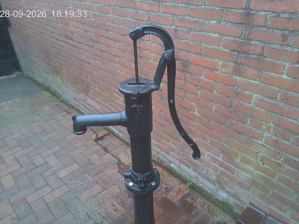 Nostalgische handzwengelpomp, Tuin en Terras, Ophalen, Gebruikt, Handmatig, Overige typen