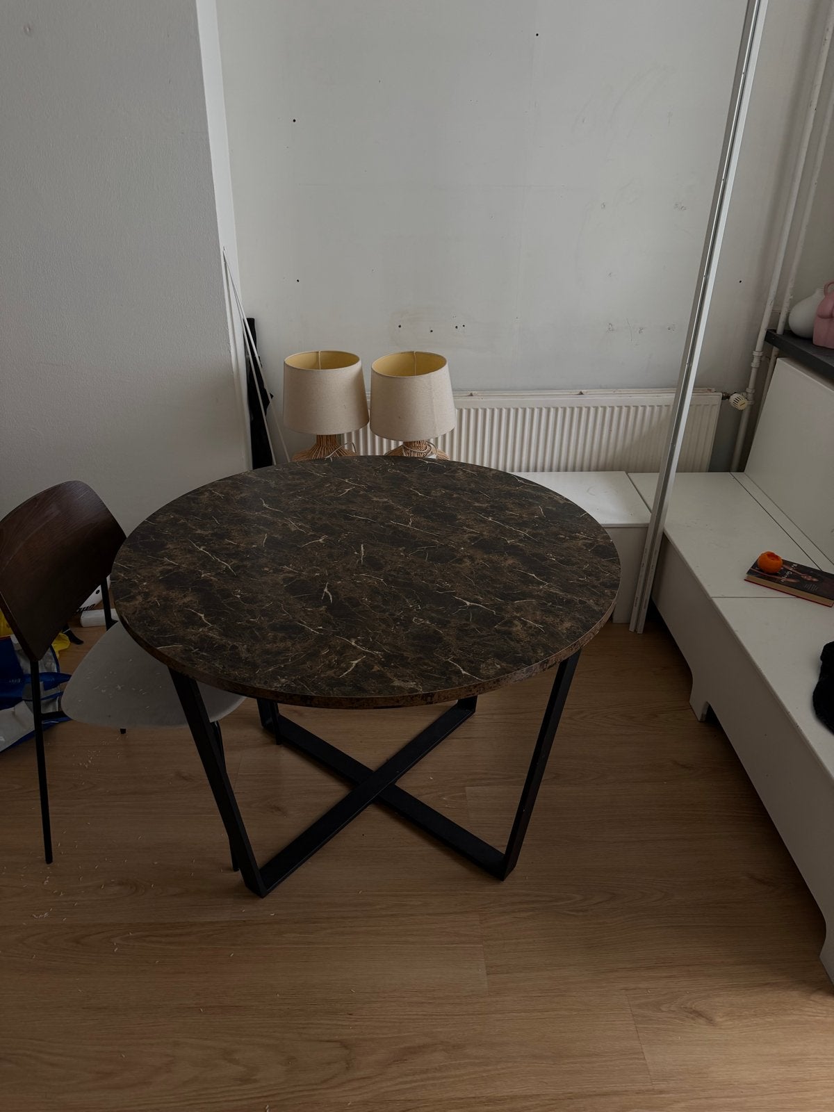 Westwing eettafel marmerlook rond, Ophalen, Rond, 50 tot 100 cm, Zo goed als nieuw