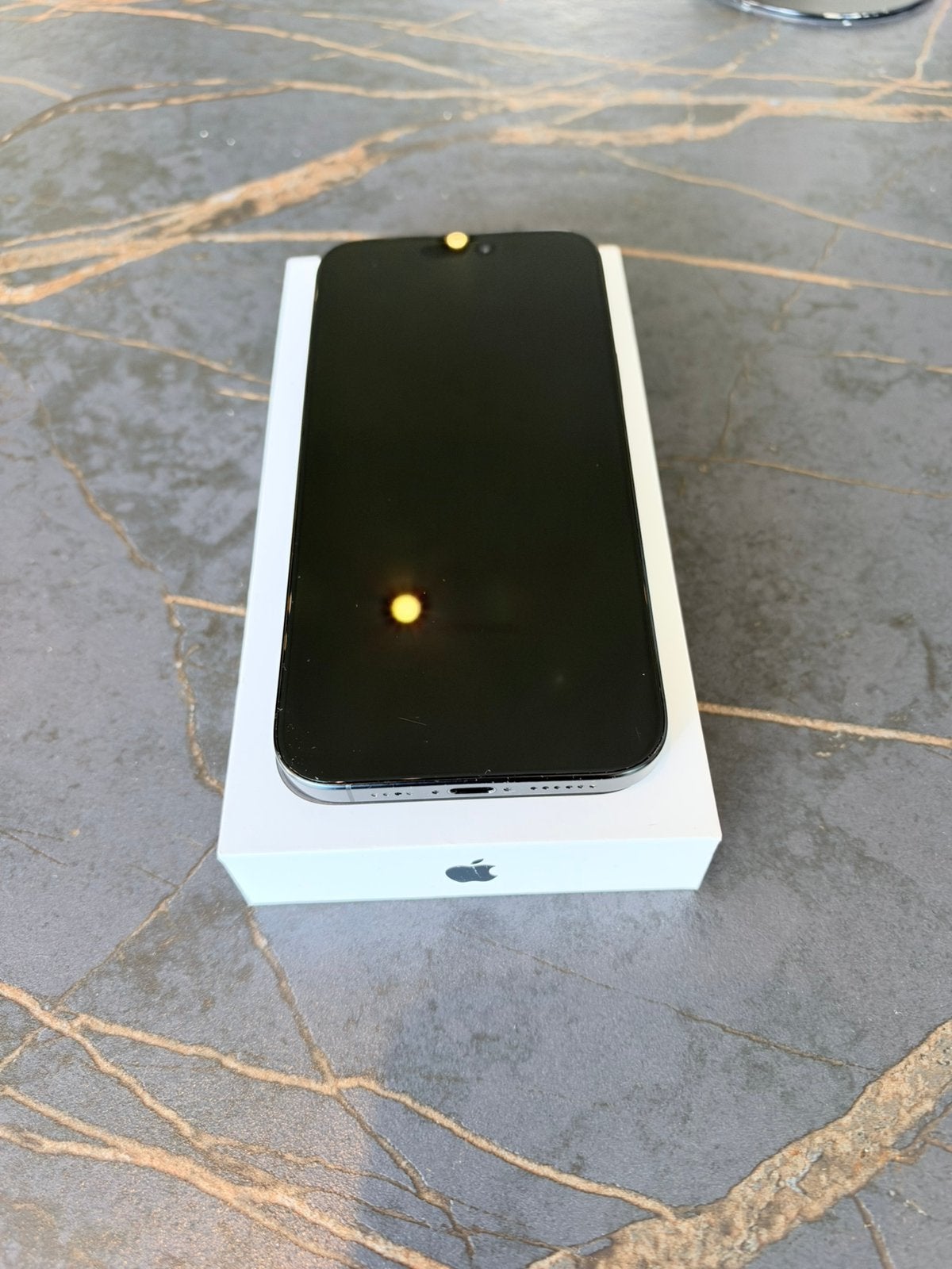 Foto 5 van iPhone 16 Pro Max 256GB Black Titanium