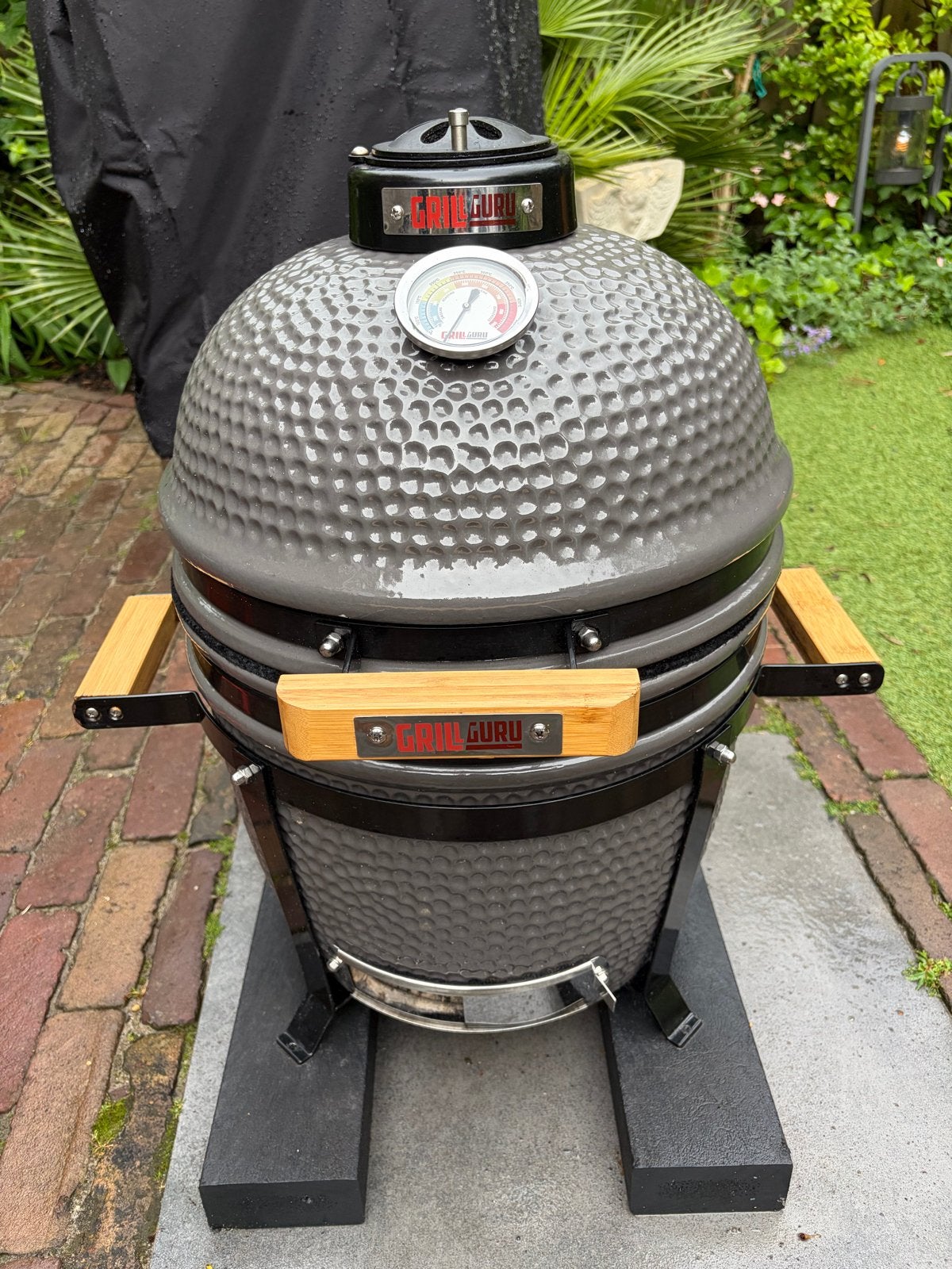 Grill Guru Compact Kamado BBQ met hoes, Tuin en Terras, Houtskoolbarbecues, Ophalen, Gebruikt
