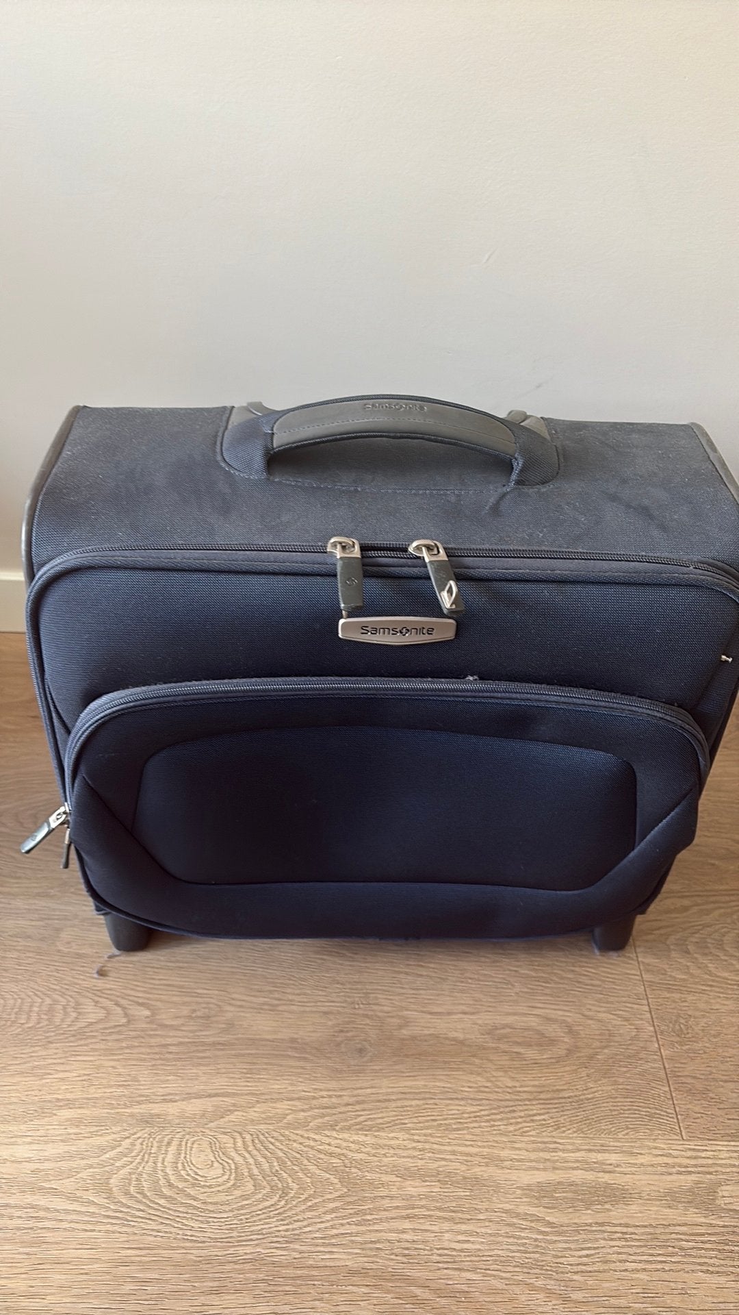 Reiskoffer/ laptopkoffer, Ophalen, Zo goed als nieuw