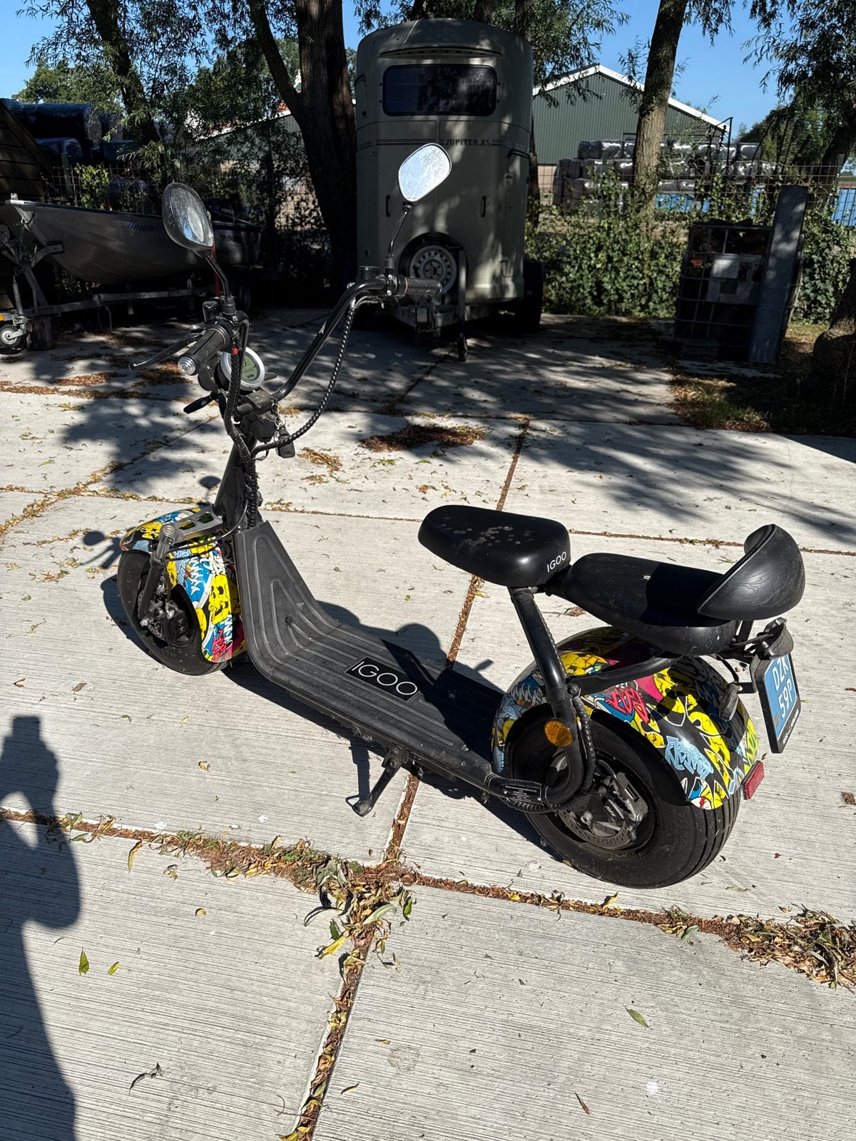 IGOO Elektrische Step - E-scooter met uniek design, Fietsen en Brommers, Steps, Ophalen, Gebruikt, Elektrische step (E-scooter)
