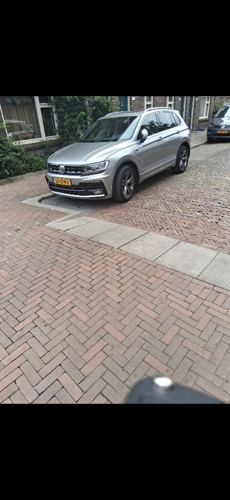 Volkswagen Tiguan 1.4 TSI 110KW DSG 2018 Grijs, Auto's, Volkswagen, Automaat, Zwart, 4 cilinders, 2000 kg