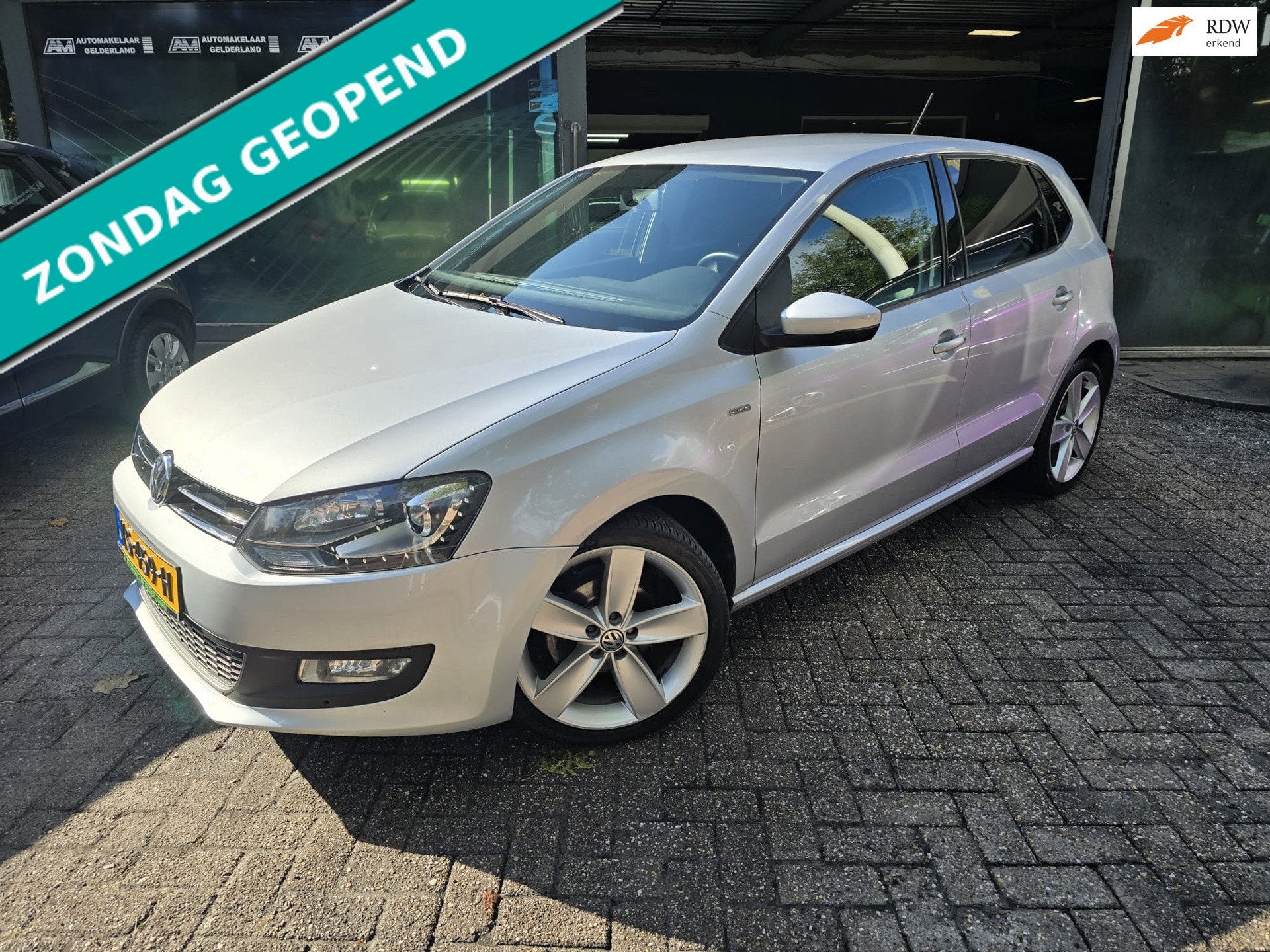 Volkswagen Polo 1.2 Easyline | 3/6 OF 12MND GARANTIE | NAVI, Voorwielaandrijving, Euro 5, 60 pk, 1198 cc