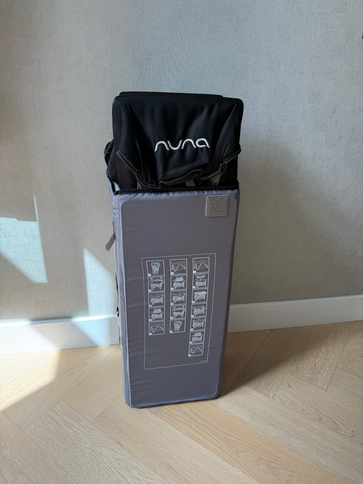 Nuna Sena campingbedje met Aerosleep matras en accessoires, Ophalen, Zo goed als nieuw, Reisbedje