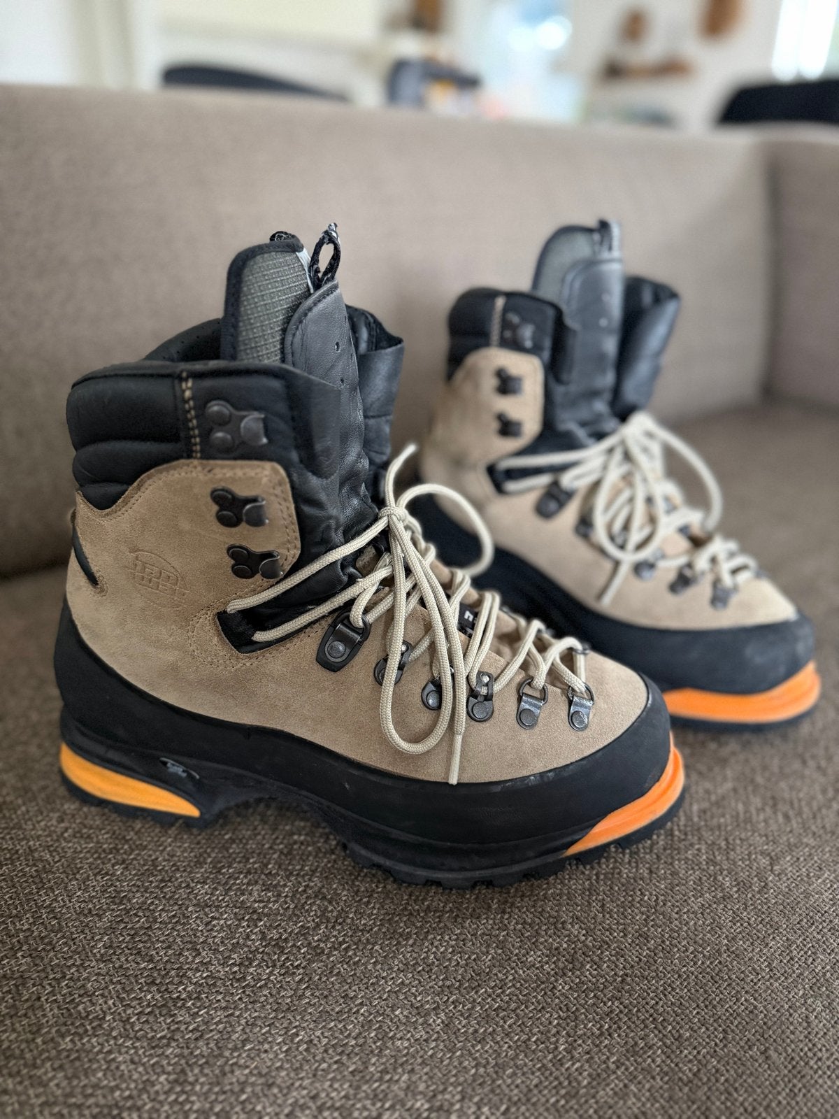 Hanwag Omega Alpine D Bergschoenen Maat 42,5, Ophalen of Verzenden, Zo goed als nieuw, Wandelschoenen of Bergschoenen