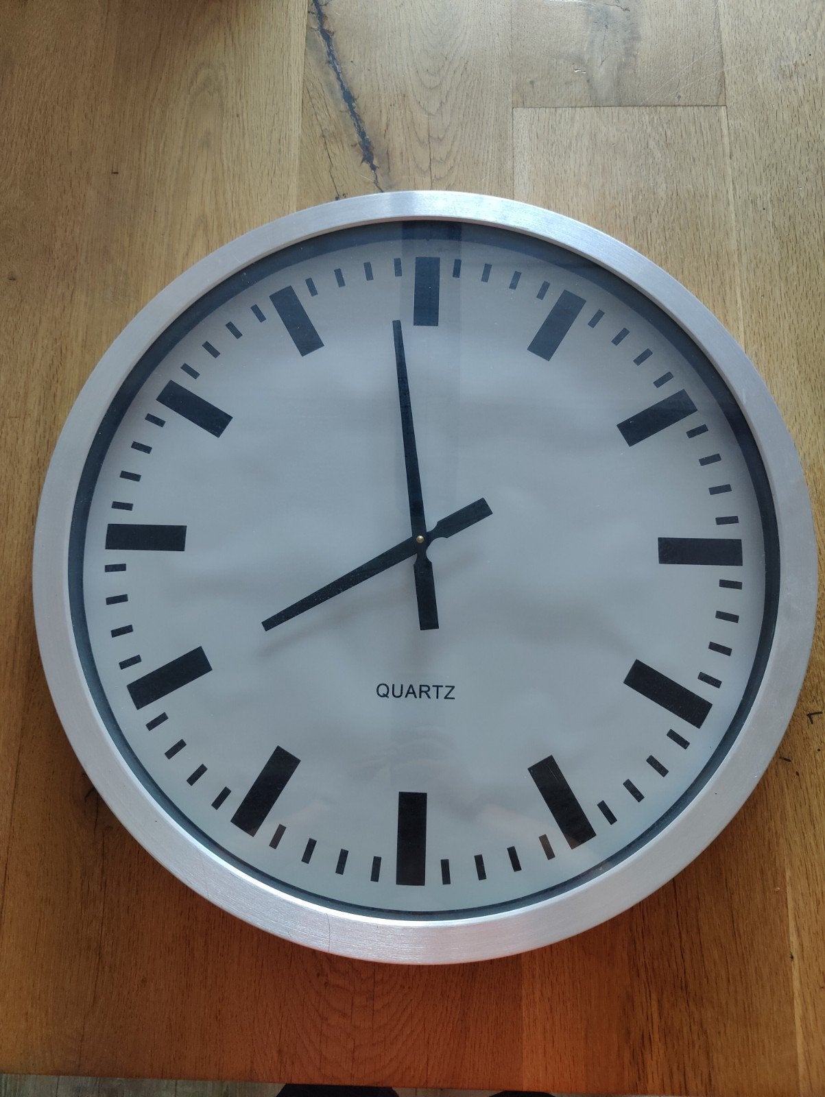 Klok Quartz 60 cm, Ophalen, Wandklok