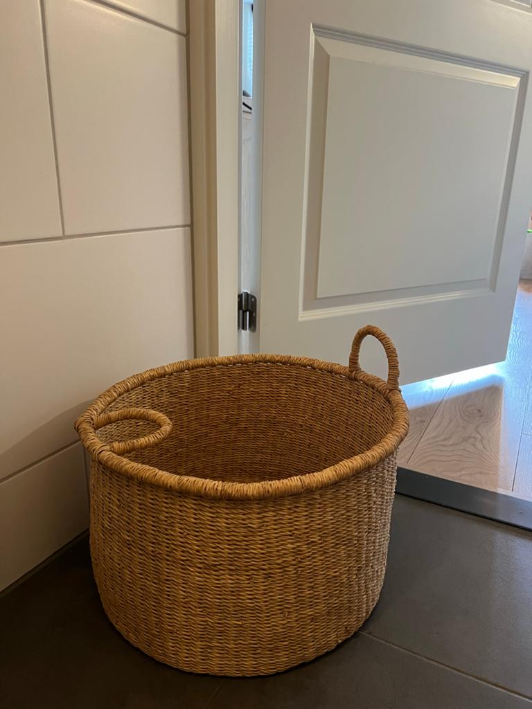 Dille Kamille- Bolga mand, riet, Ø 42 cm, Ophalen, Mand, Rond, Zo goed als nieuw