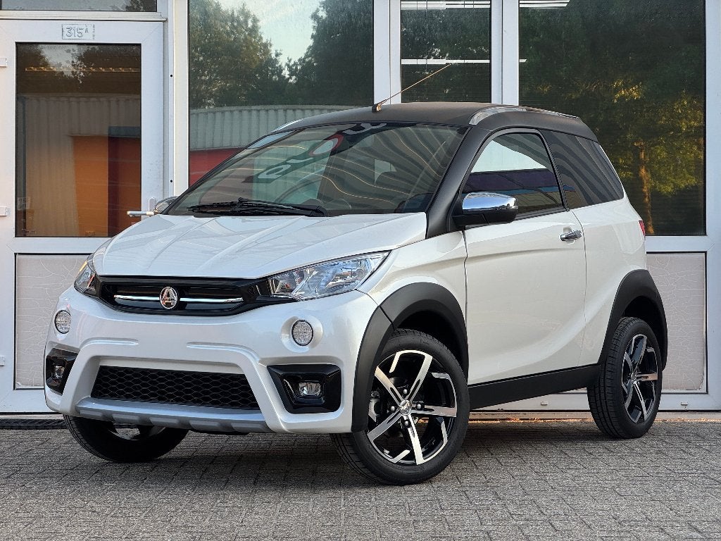 Aixam E-Crossover | BJ 2023 | 2.757 km | Nieuwstaat |, Zo goed als nieuw, 16 km/u of meer, 46 km of meer, Ophalen