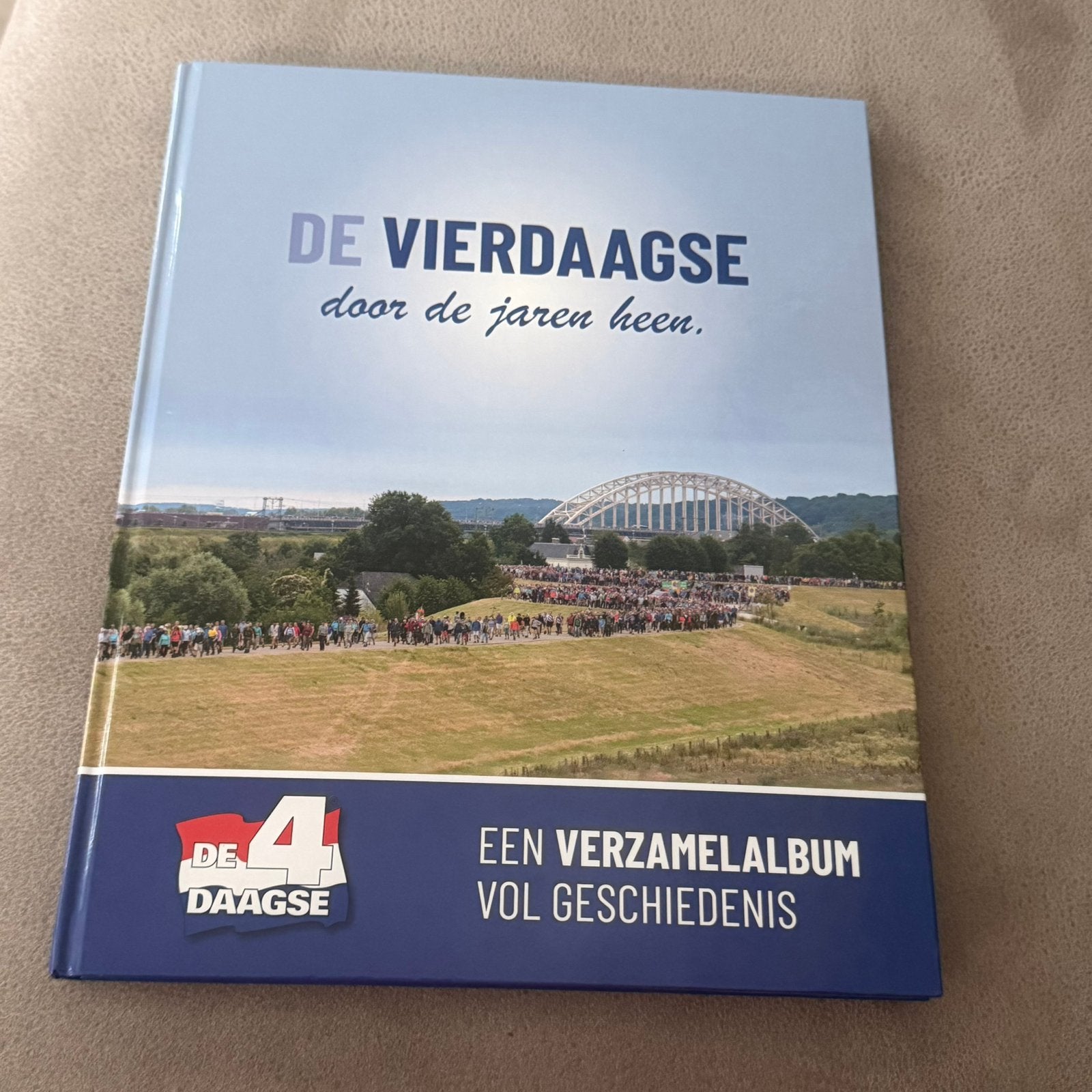 Verzamelalbum de vierdaagse, Boeken, Ophalen of Verzenden, Nieuw