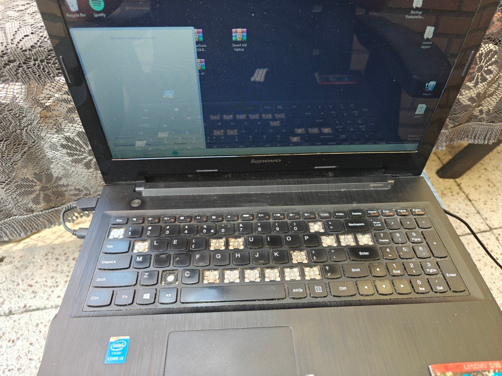 Lenovo laptop met defect toetsenbord (G/H werkt niet), Computers en Software, Ophalen of Verzenden, Niet werkend, Intel Core i3