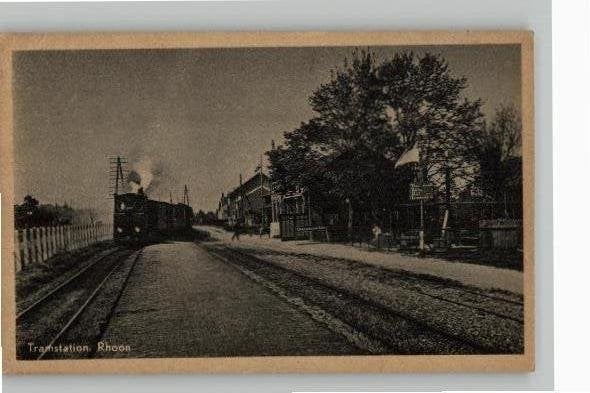Rhoon Stoomtram bij station uitg G.J. Versluis, Verzamelen, Ansichtkaarten | Nederland, Verzenden, 1940 tot 1960, Ongelopen, Zuid-Holland