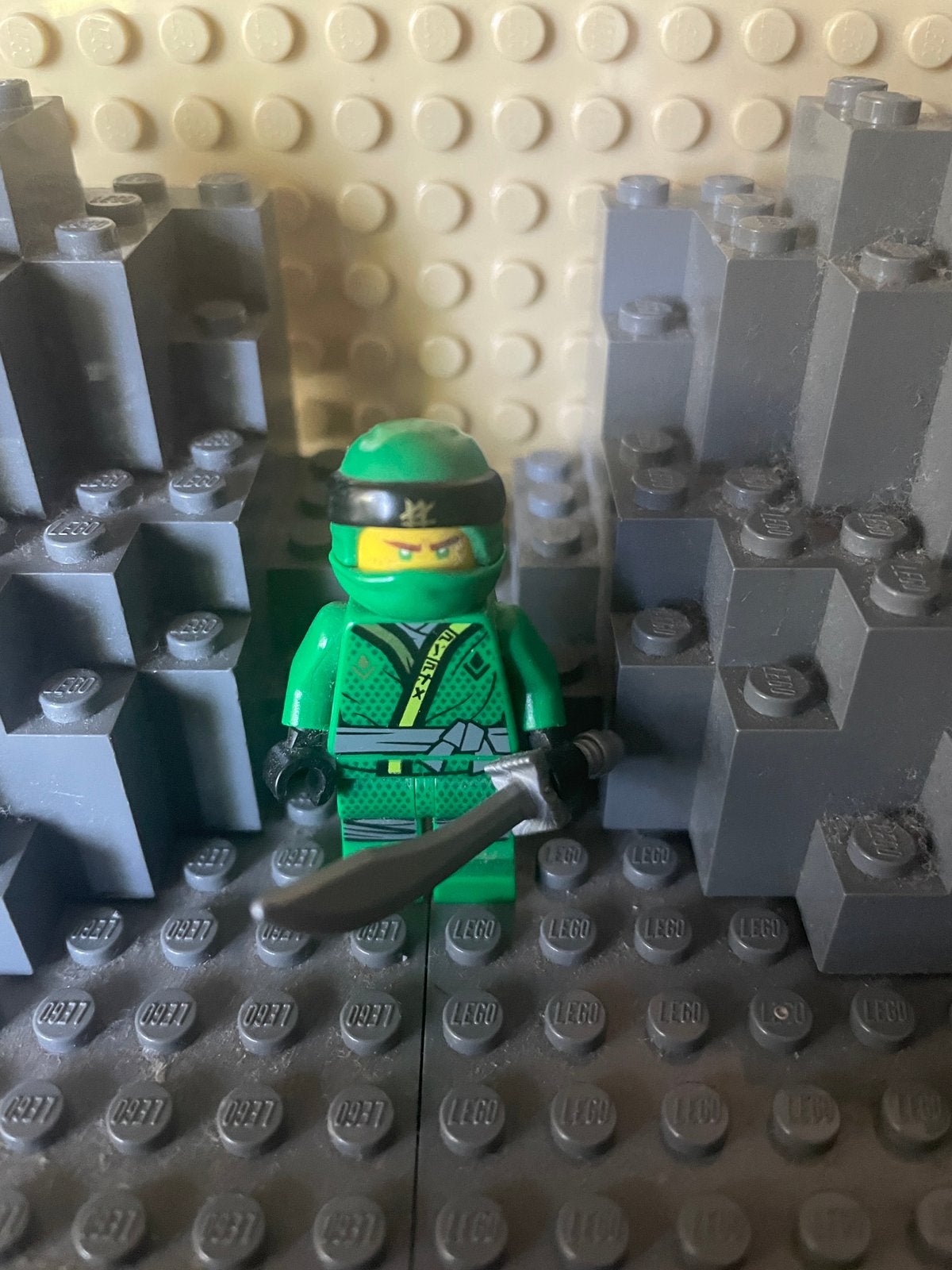 Lego ninjago s.o.g. Lloyd minifigure/poppetje, Ophalen of Verzenden, Zo goed als nieuw