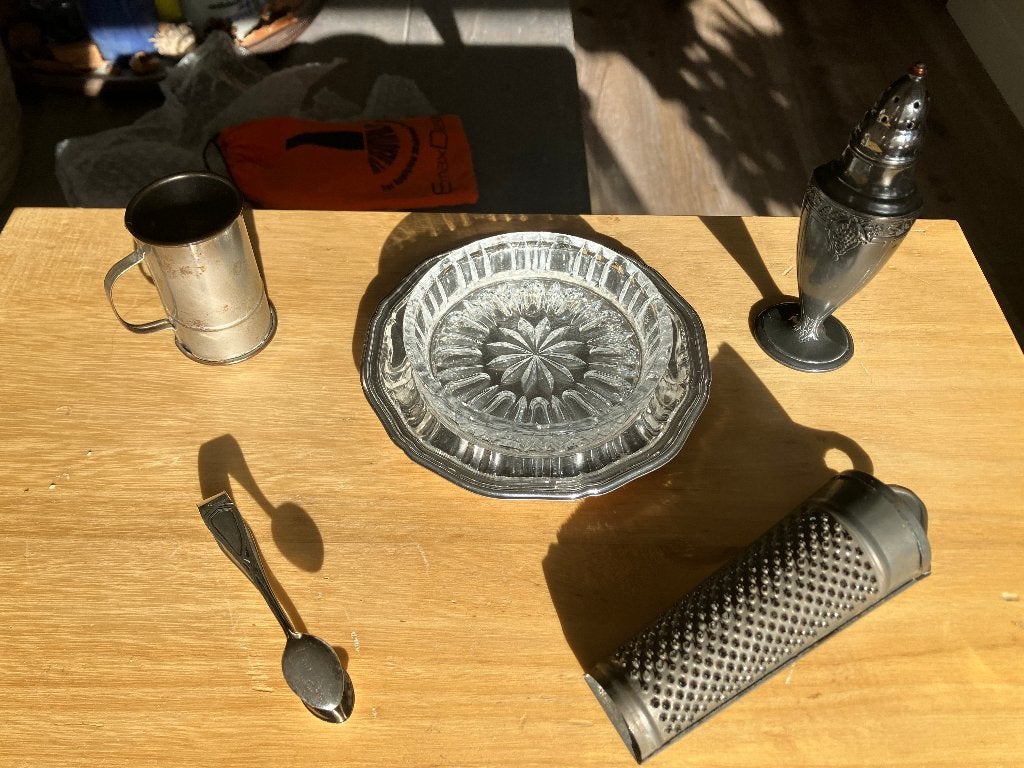 Diverse vintage metalen en glazen voorwerpen, Verzenden