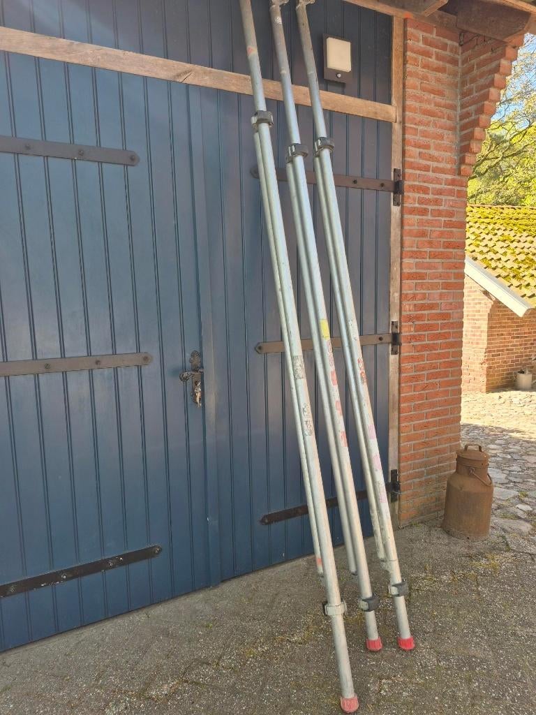 Te koop 3 x  Altrex Telestabilisatoren 300 cm / 400 cm, Ophalen, Gebruikt, Rolsteiger of Kamersteiger, 5 meter of hoger