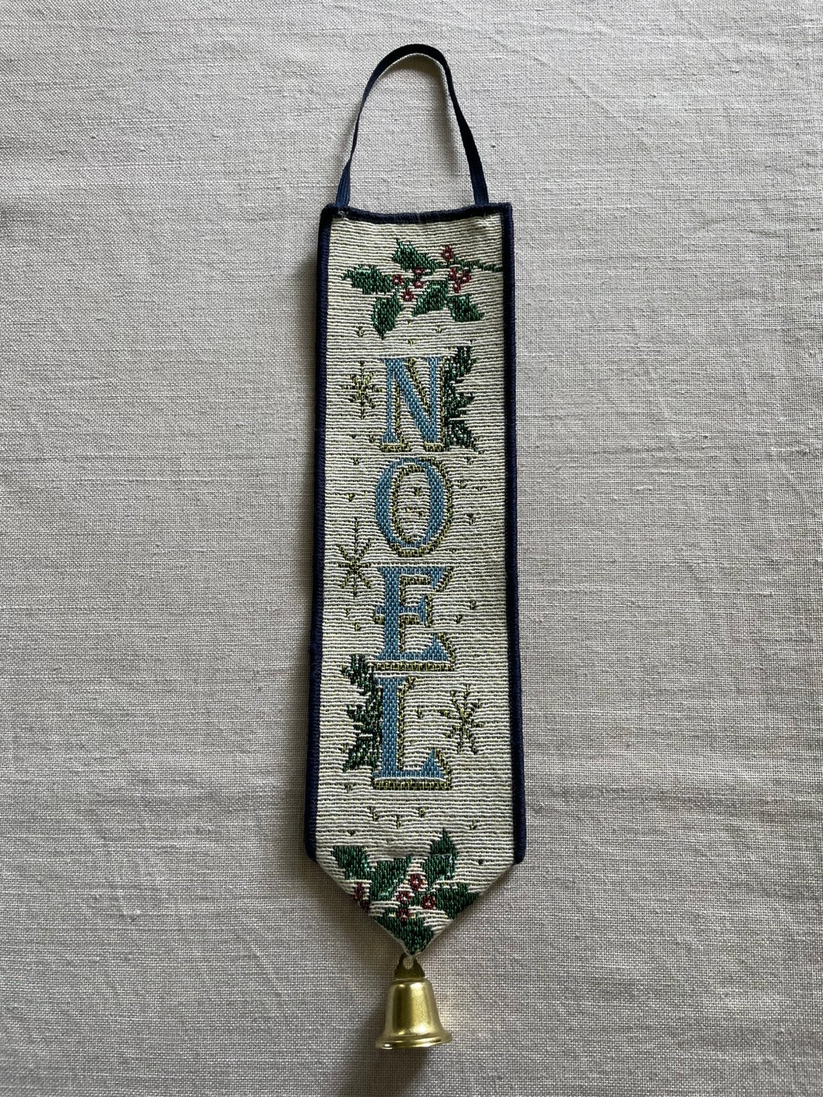Vintage kerst hanger NOEL met belletje.  🎄, Diversen, Kerst, Ophalen of Verzenden, Zo goed als nieuw