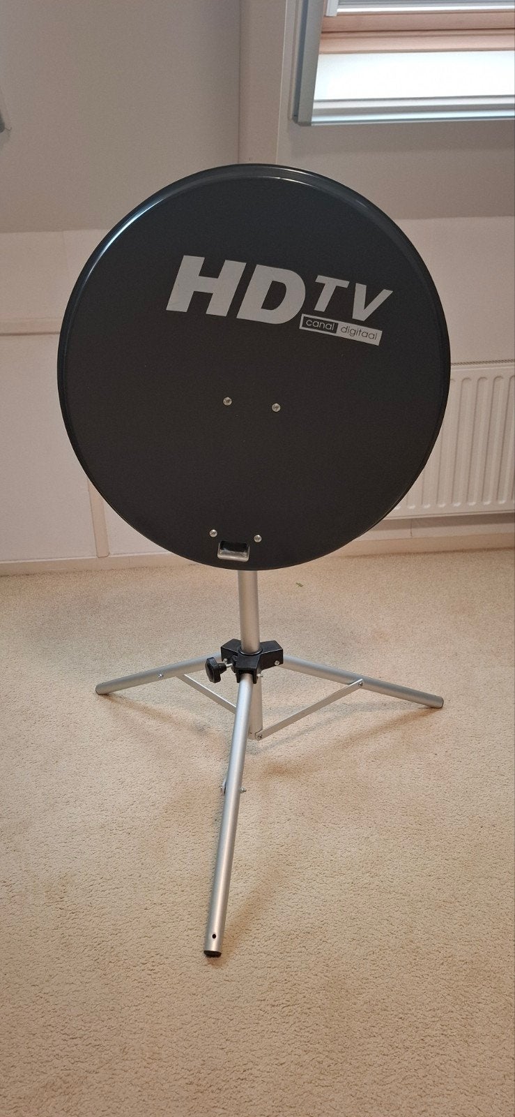 Complete schotelantenne set met ontvanger en accessoires, Audio, Tv en Foto, Ophalen, Gebruikt, (Schotel)antenne, Overige merken