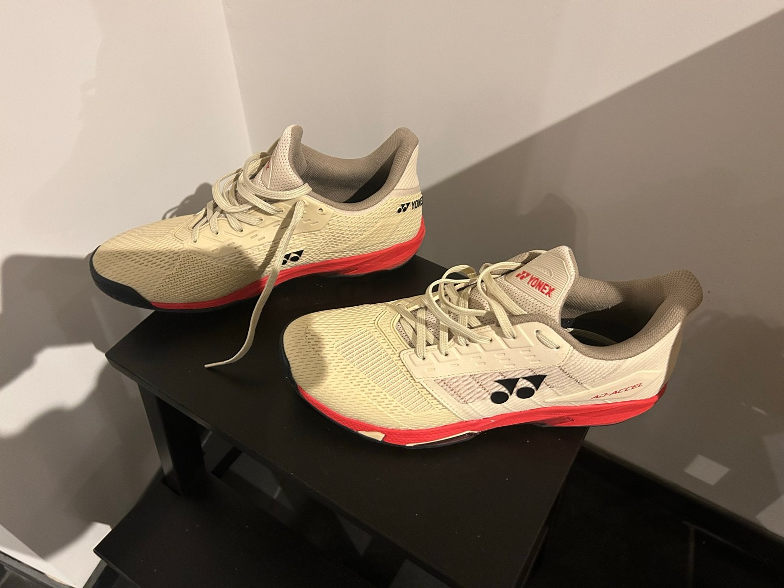 Yonex Allcourt Tennisschoenen Maat 41, Sport en Fitness, Ophalen of Verzenden, Gebruikt, Schoenen, Overige merken