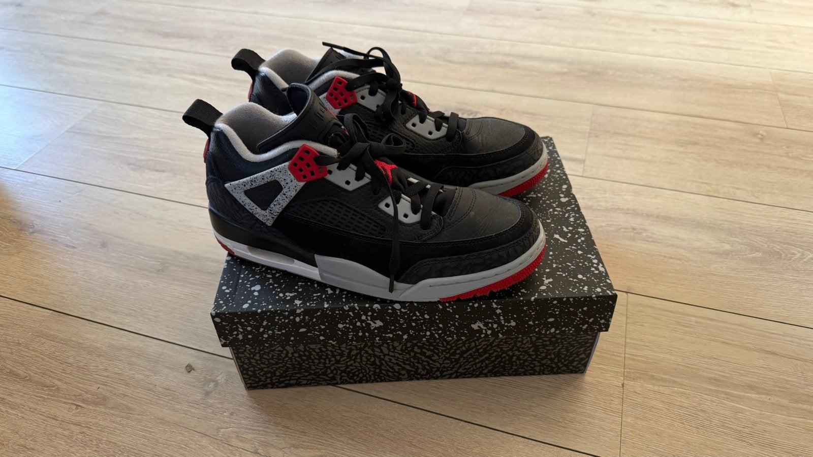Nike spizike maat 42, Kleding | Heren, Ophalen of Verzenden, Nieuw