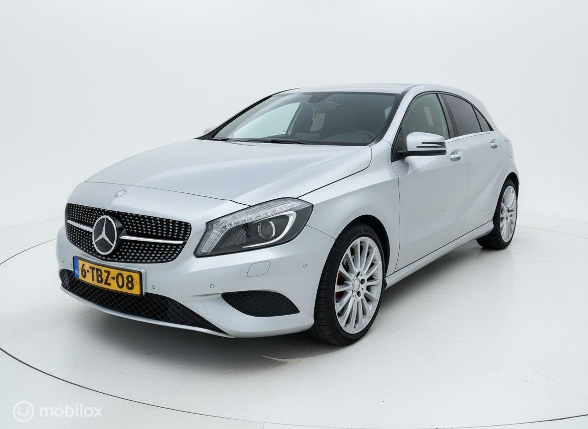 Mercedes A-klasse 180 Camera|Navi|Zwarte Hemel, Auto's, Gebruikt, 4 cilinders, 122 pk, 19 km/l