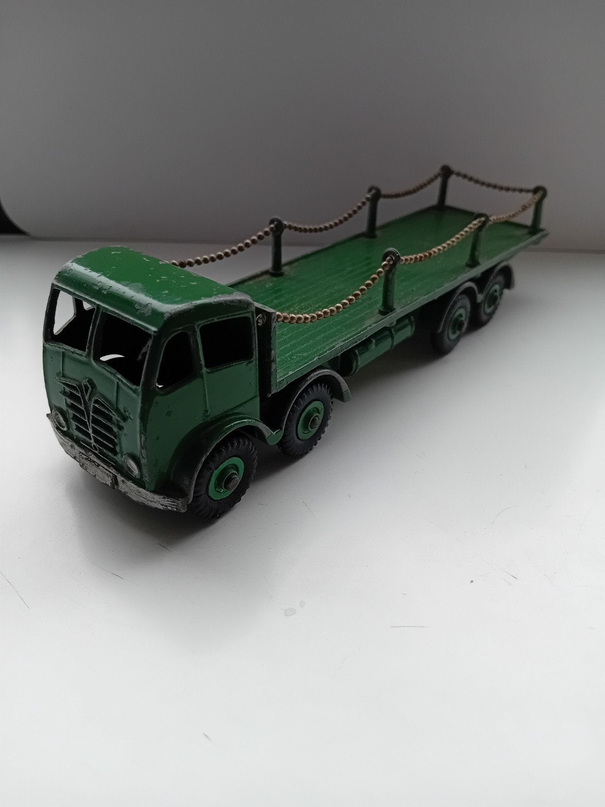 Dinky toys Foden Flat truck with Chains., Ophalen of Verzenden, Gebruikt, Bus of Vrachtwagen, Dinky Toys