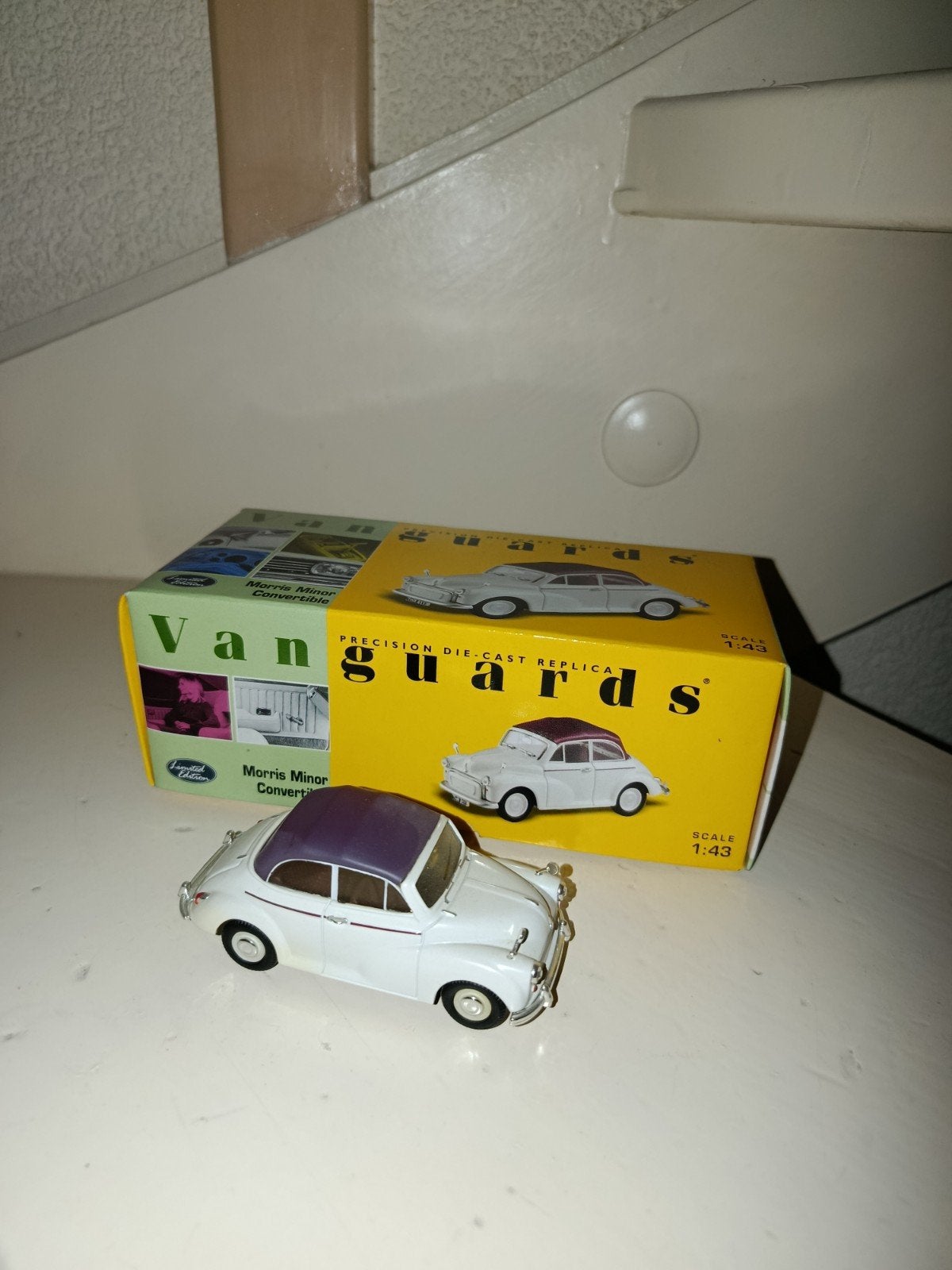 Vanguards Morris Minor Convertible Schaalmodel, Verzenden, Zo goed als nieuw, Auto, Vanguards