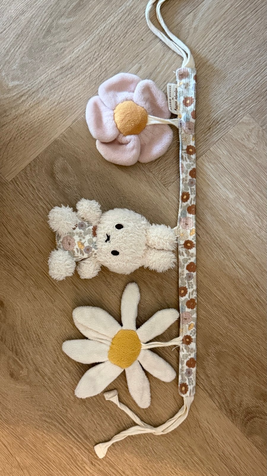 Little Dutch Miffy wagenspanner - Bloemen en Nijntje, Kinderen en Baby's, Speelgoed | Babyspeelgoed, Verzenden, Zo goed als nieuw