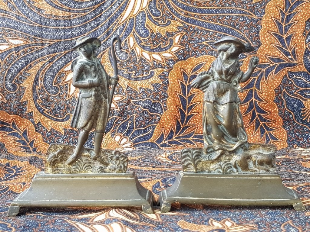 Antiek stel haard beeldjes uit Engeland van man en vrouw., Antiek en Kunst, Antiek | Koper en Brons, Ophalen of Verzenden, Koper