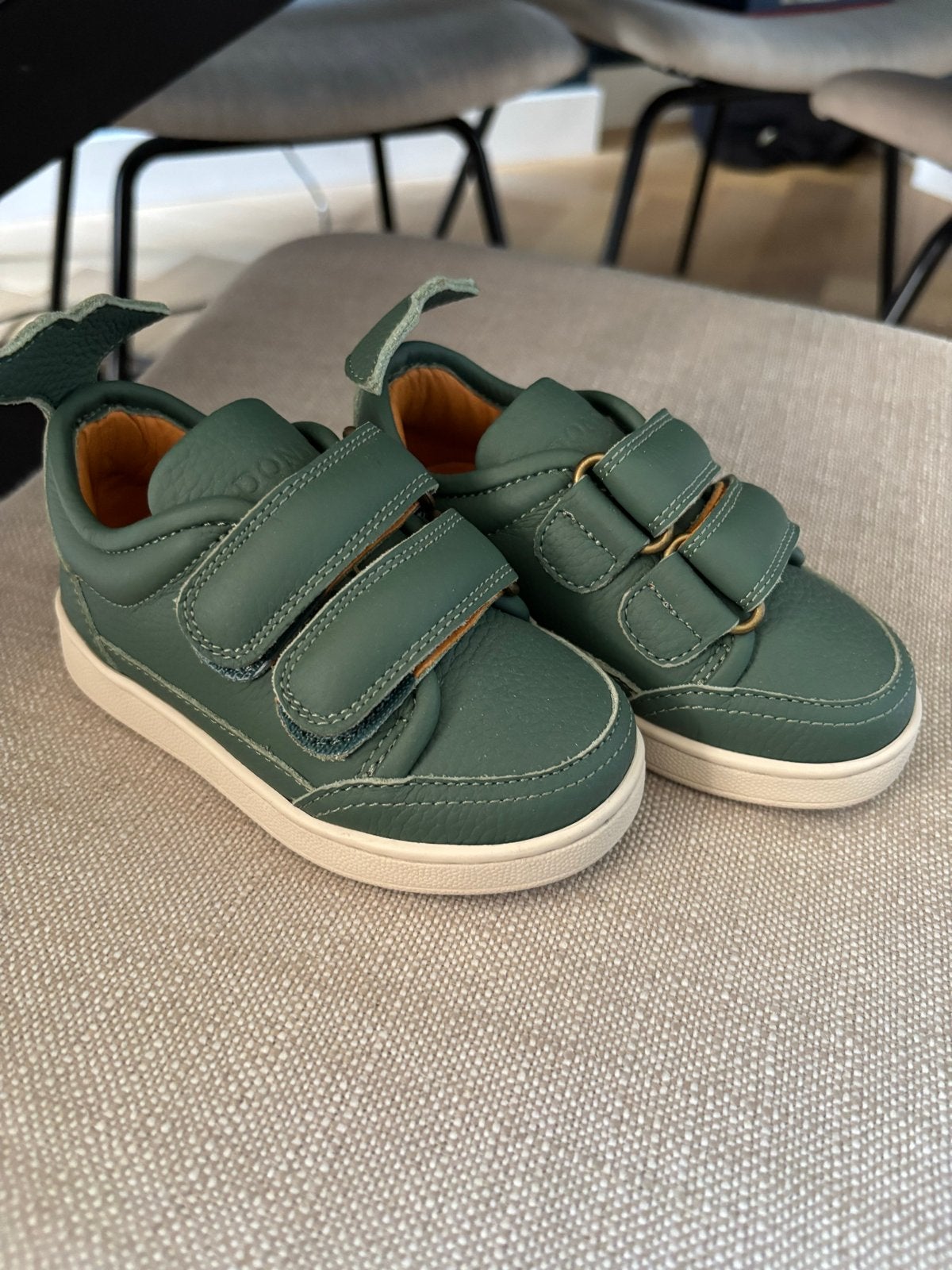 Donsje sneakers maat 22 - Nieuw en ongedragen, Ophalen of Verzenden, Nieuw, Jongen of Meisje, Schoenen