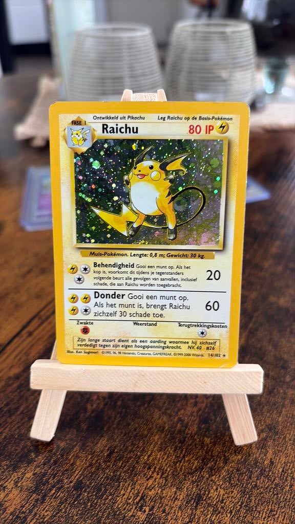 Raichu base dutch, Ophalen of Verzenden, Zo goed als nieuw