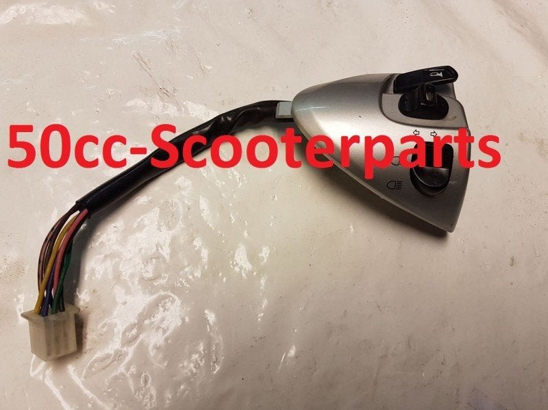 Stuurschakelaar Lh Yamaha Neos 4T Neo\'S 5C2H39730000 Gebrui, Ophalen of Verzenden
