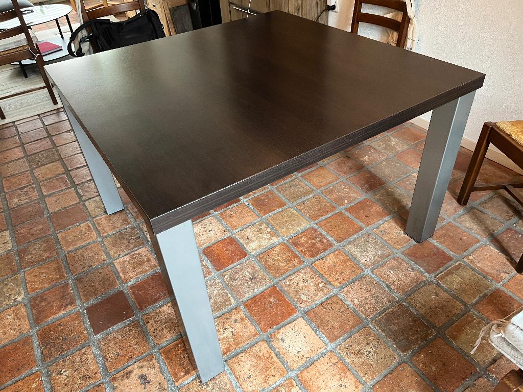 Vierkante tafel 120x120x75cm, Huis en Inrichting, Tafels | Eettafels, Ophalen, Gebruikt, Overige materialen, Vierkant