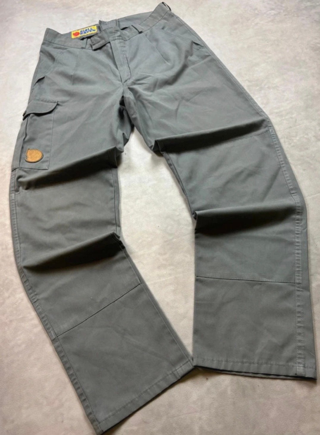 Fjällräven broek - Maat M - Grijs - Zeer goede staat, Ophalen of Verzenden, Zo goed als nieuw, Maat 48/50 (M), Grijs