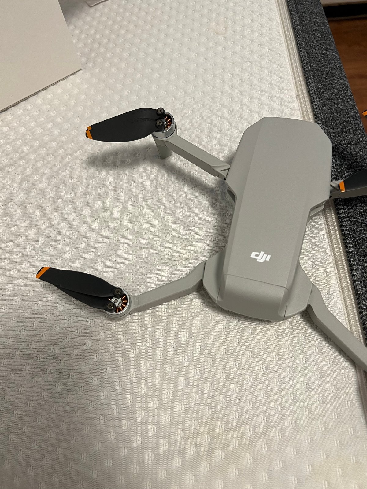 DJI Mini 4 k drone - KAPOT!!, Gebruikt, 30 tot 45 minuten, Cameradrone, 5 tot 10 kilometer