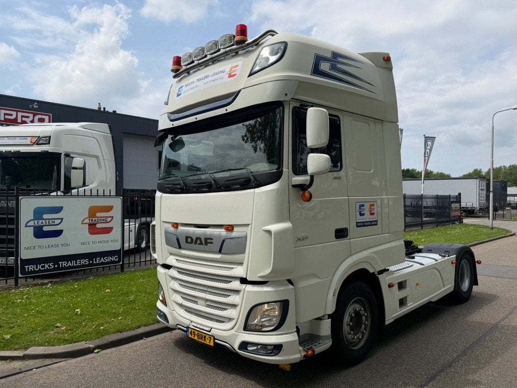 DAF XF 480 724 TH KM - HYDRAULIC - SPECIAL INTERR - TUV NOV, Auto's, Vrachtwagens, Achterwielaandrijving, Euro 6, Wit, Bedrijf