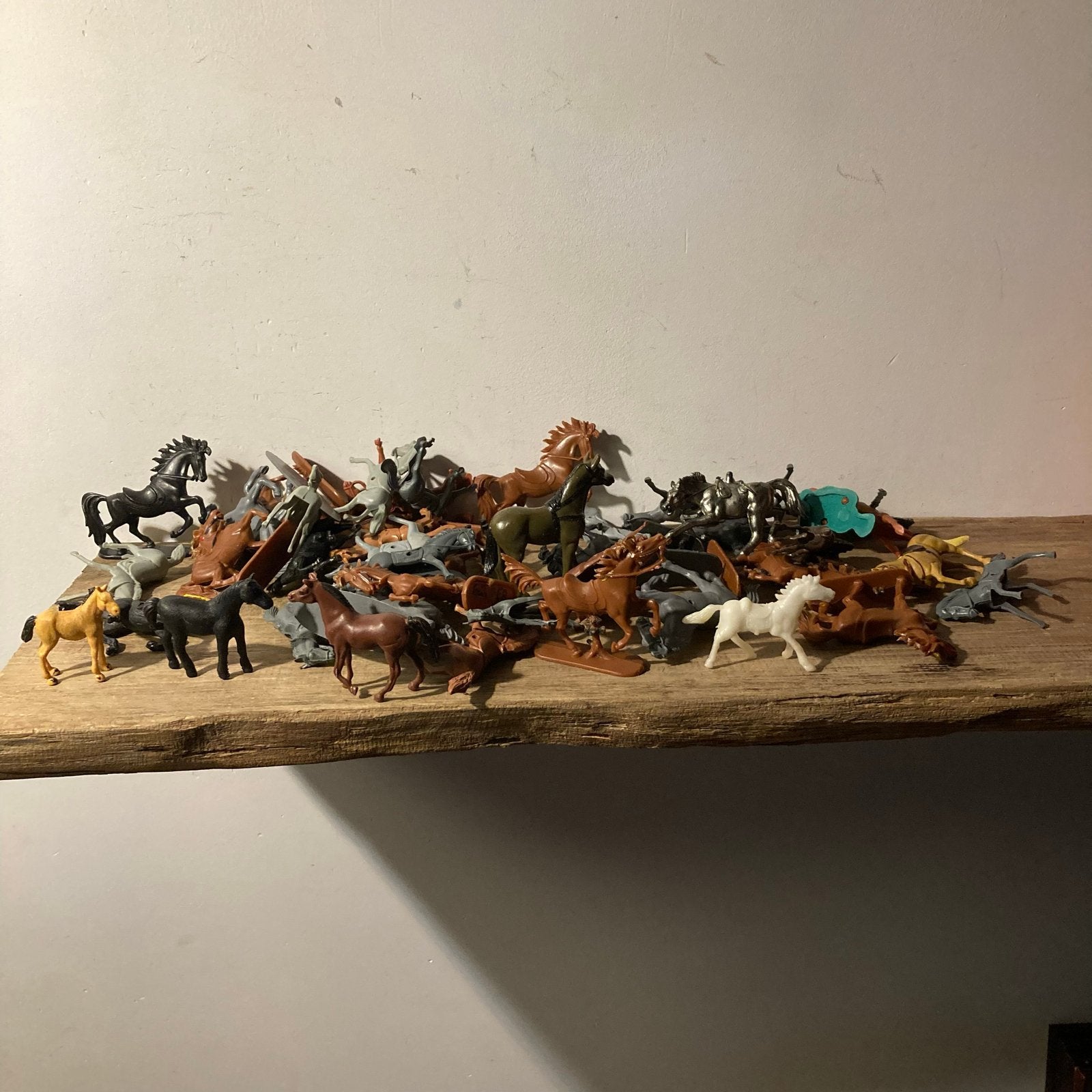 Grote verzameling vintage plastic speelgoedpaarden en figure, Antiek en Kunst, Ophalen of Verzenden
