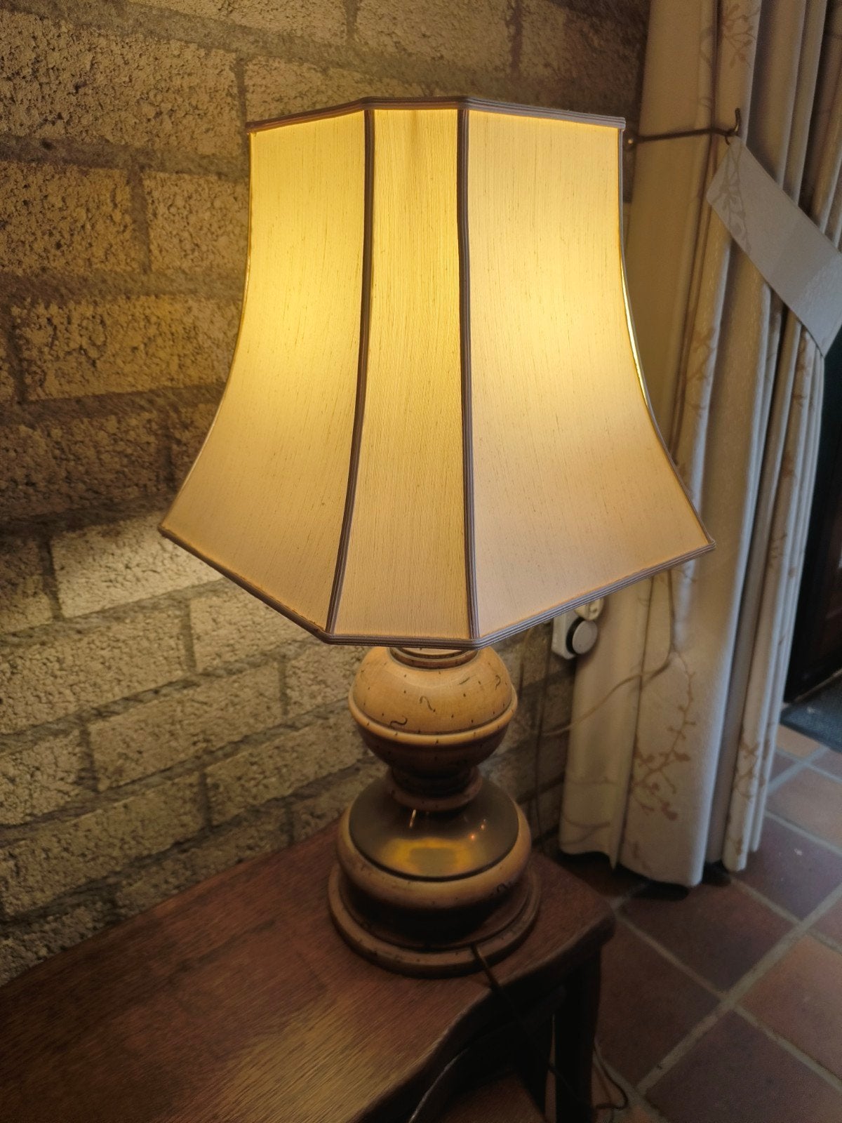 Vintage Tafellamp met Crèmekleurige Kap, Ophalen of Verzenden