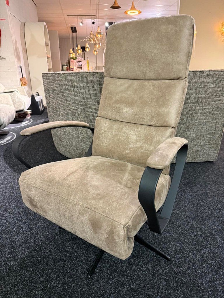 Relaxfauteuil 7059,  Hjort Knudsen-Large uitvoering, Ophalen, Minder dan 75 cm, Nieuw, Hjort Knudsen