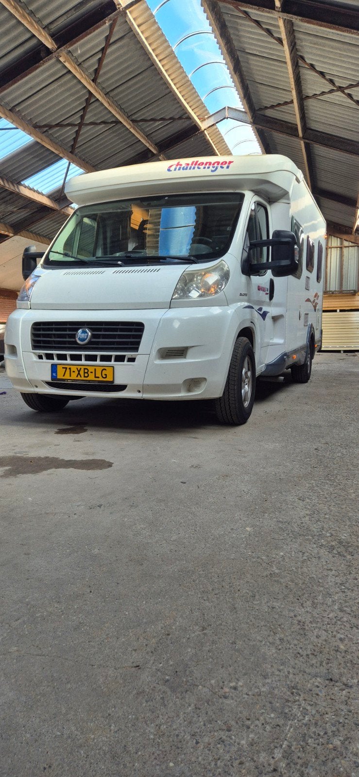Challenger Genesis 38 Camper met Airco en Nieuwe Koelkast, Standaard zit, Alkoof, Ringverwarming, Fiat
