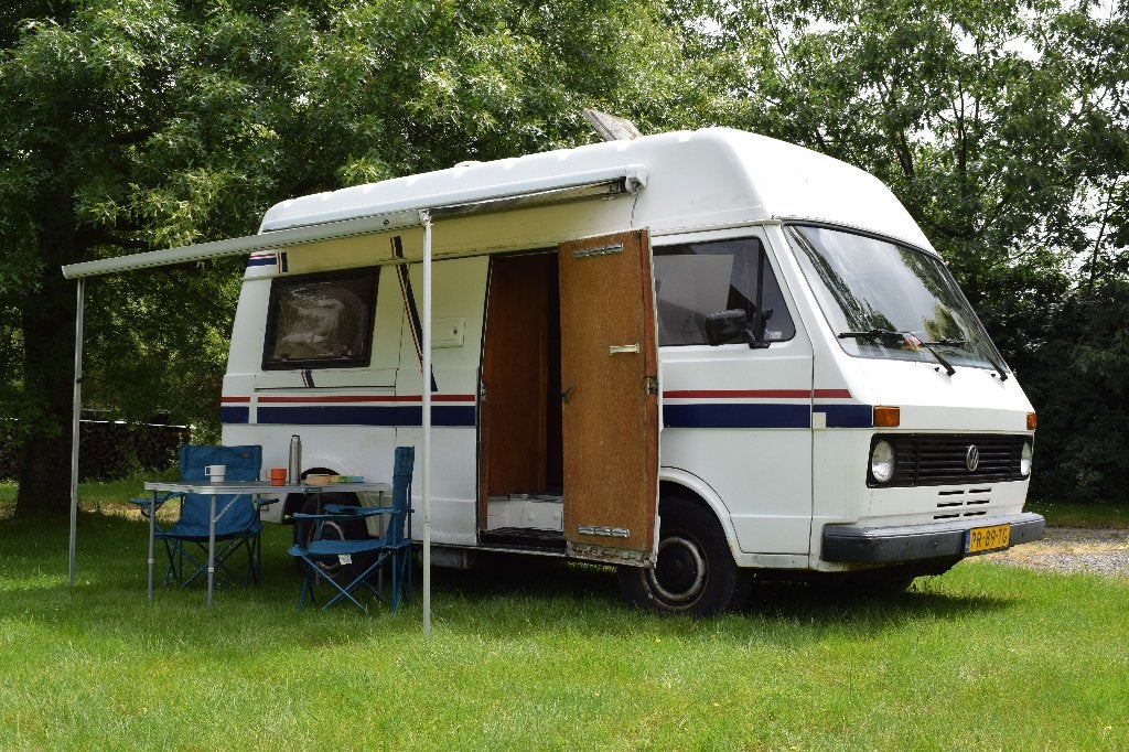 Unieke Volkswagen LT28 camper (oldtimer, belastingvrij), Achterwielaandrijving, Overige modellen, Wit, Origineel Nederlands